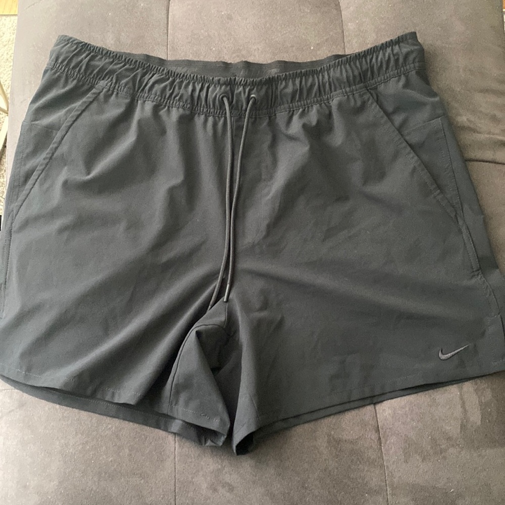 Large Black Nike Dri-fit Shorts